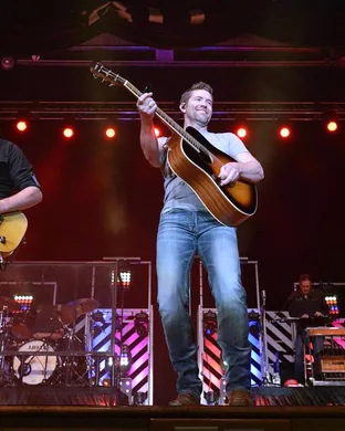 Josh Turner Eugene